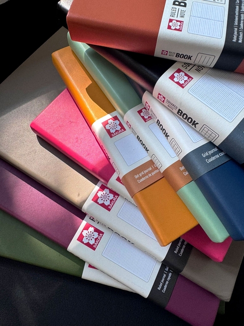 Notitieboek Sakura large 130x210mm lijn hard cover dennennaald