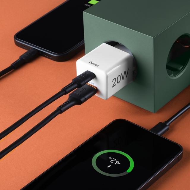 Oplader Hama USB-C/USB-A Mini PD 20W wit
