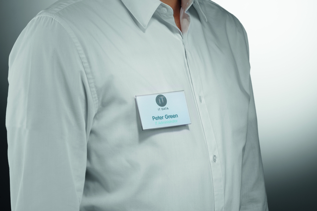 Badge Durable 8244 vlak met magneet 54x90mm place and hold 25 stuks