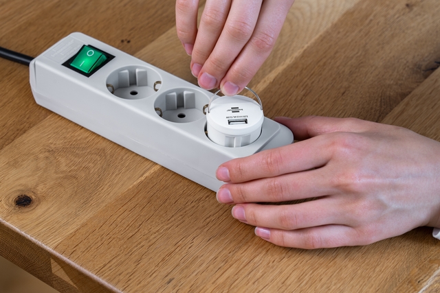Stopcontactadapter Brennenstuhl USB A 2.4A wit