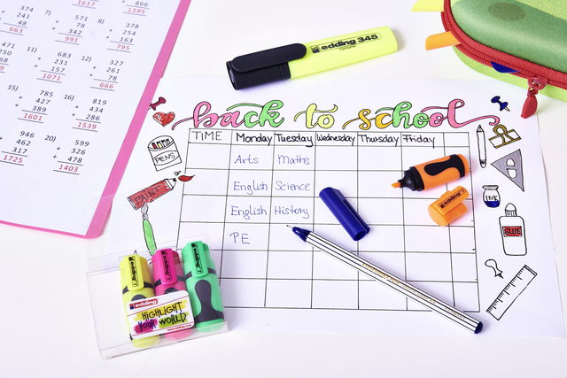 Fineliner Edding 89/10 fijn assorti blister à 10 stuk