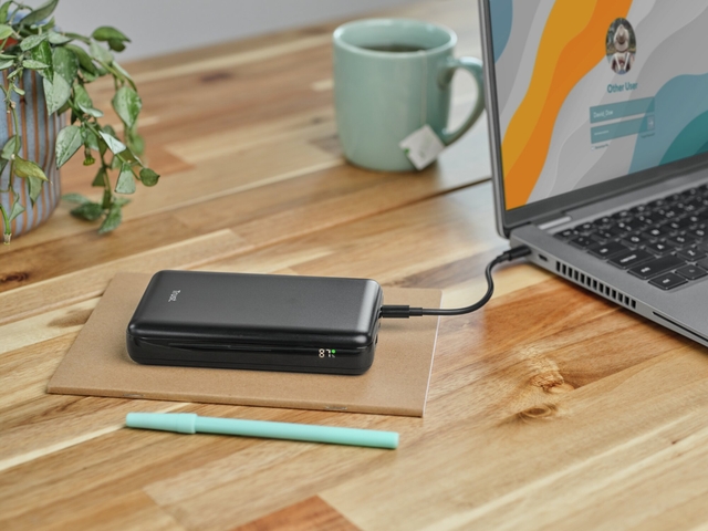 Powerbank Trust Laro laptop 100W