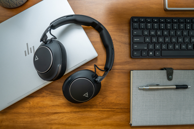 Headset HP POLY Voyager Surround 80 UC USB-C