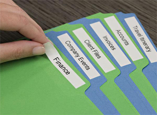 Labeltape Dymo LabelManager D1 polyester 9mm zwart op wit 10 stuks