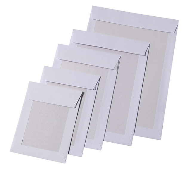 Board back pocket C4 p&s white 120gsm